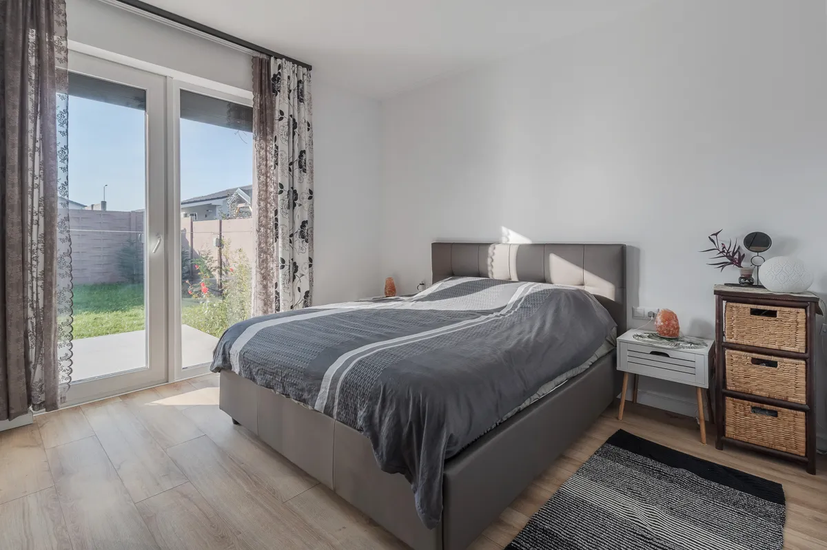 Dormitor elegant amenajat pentru vanzare